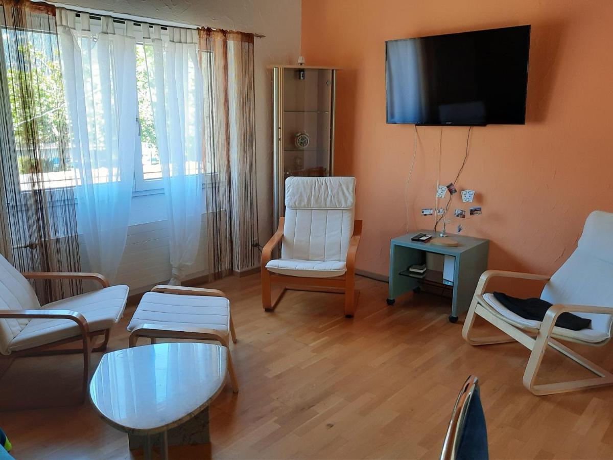 Berner Oberland Appartement Därligen Buitenkant foto